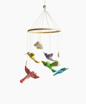 Baby Mobile aus Filz Gamcha in Kolibri