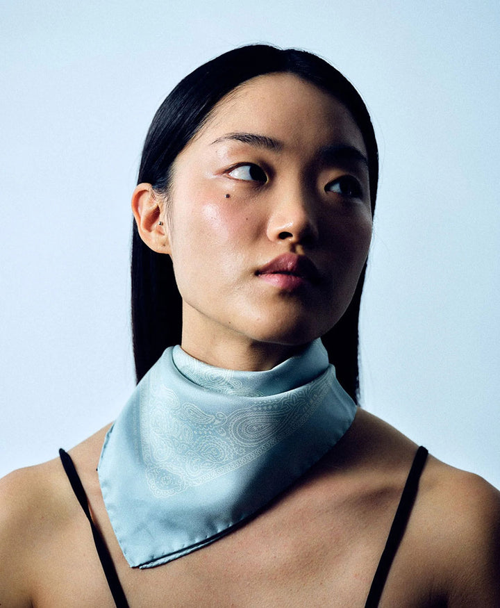 Seiden-Foulard "Minimal Bandana Silk Scarf" - Celadon