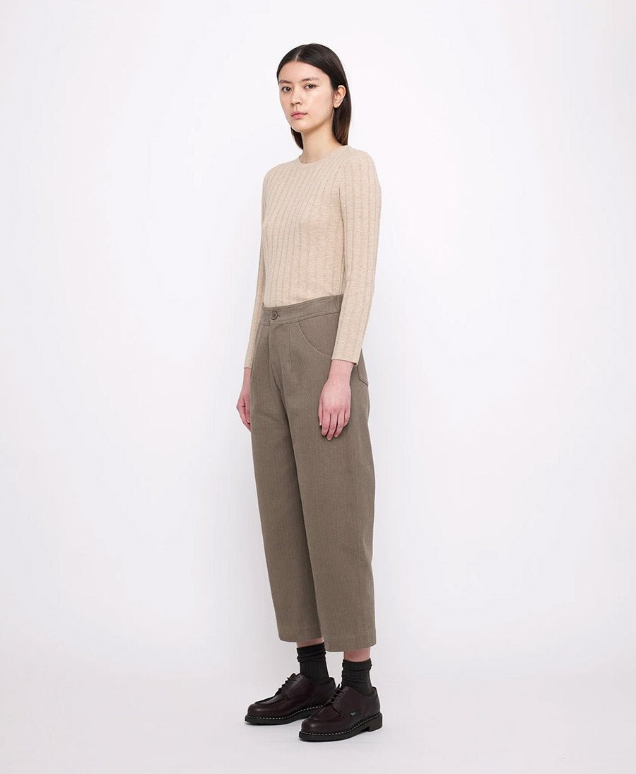 Stoffhose Signature Curved Leg Trouser - Umber - 7115 by Szeki - clomes