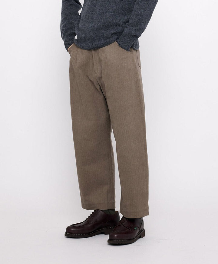 Stoffhose Signature Curved Leg Trouser - Umber - 7115 by Szeki - clomes