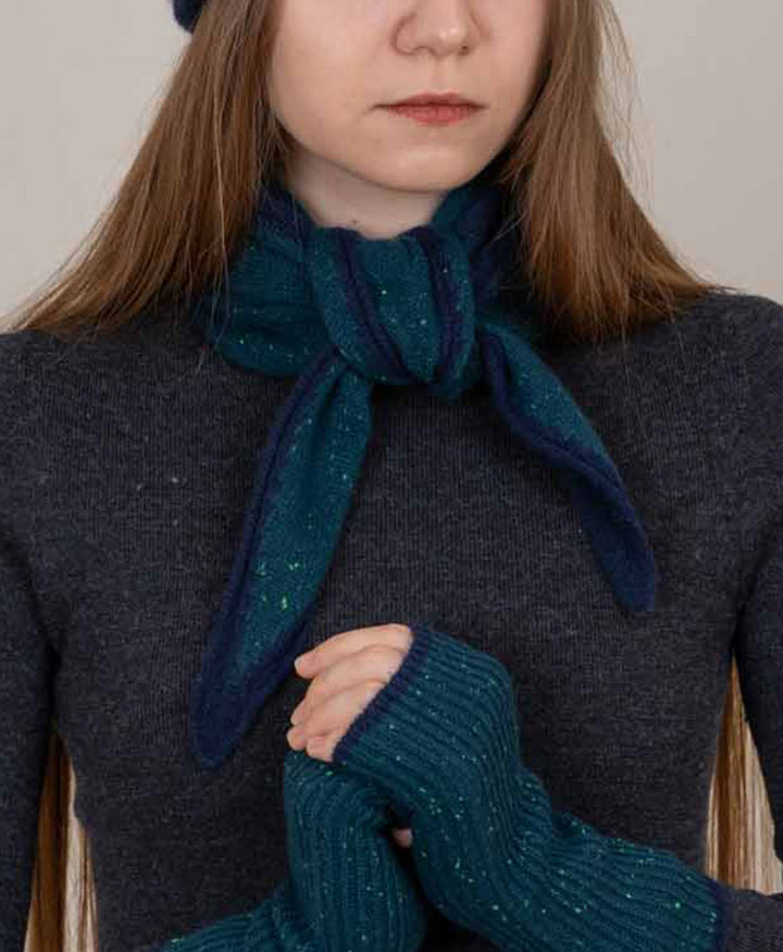 Kleiner Gestrickter Schal / Foulard aus Kaschmir - Petrol / Blau