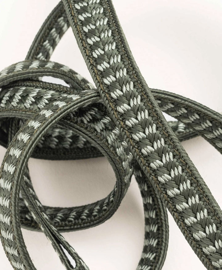 Kurzes Schlüsselband "Zahra Mini" mit vergoldetem Karabiner - Artichoke