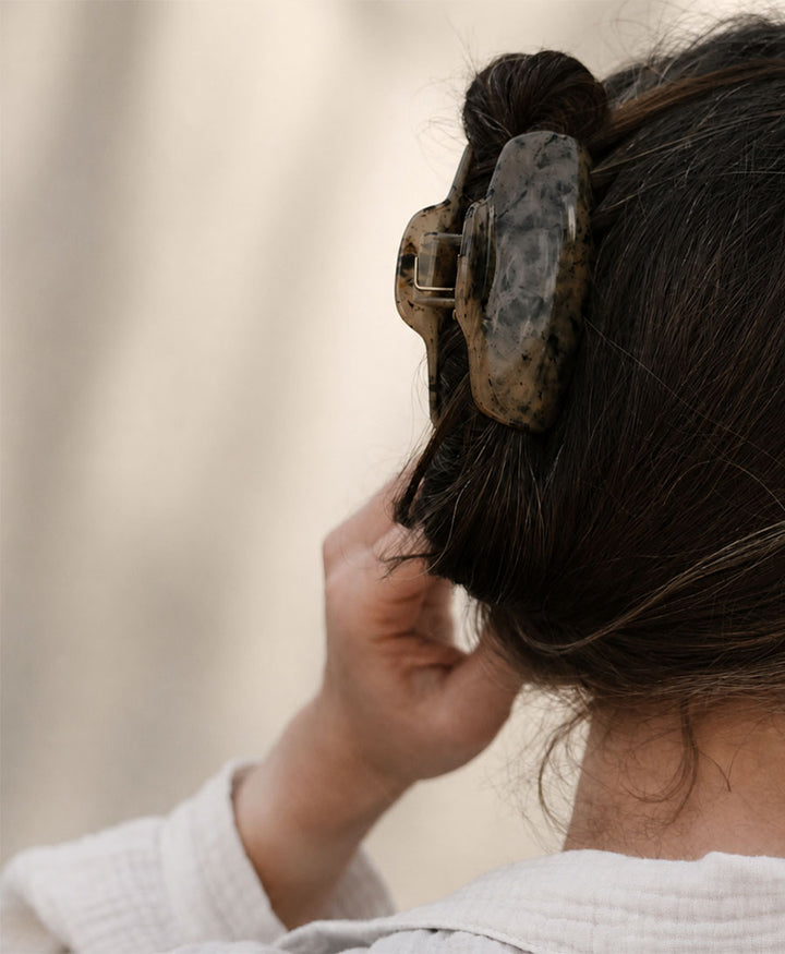 Haarklammer LIVA - Sandgrau Tortoise