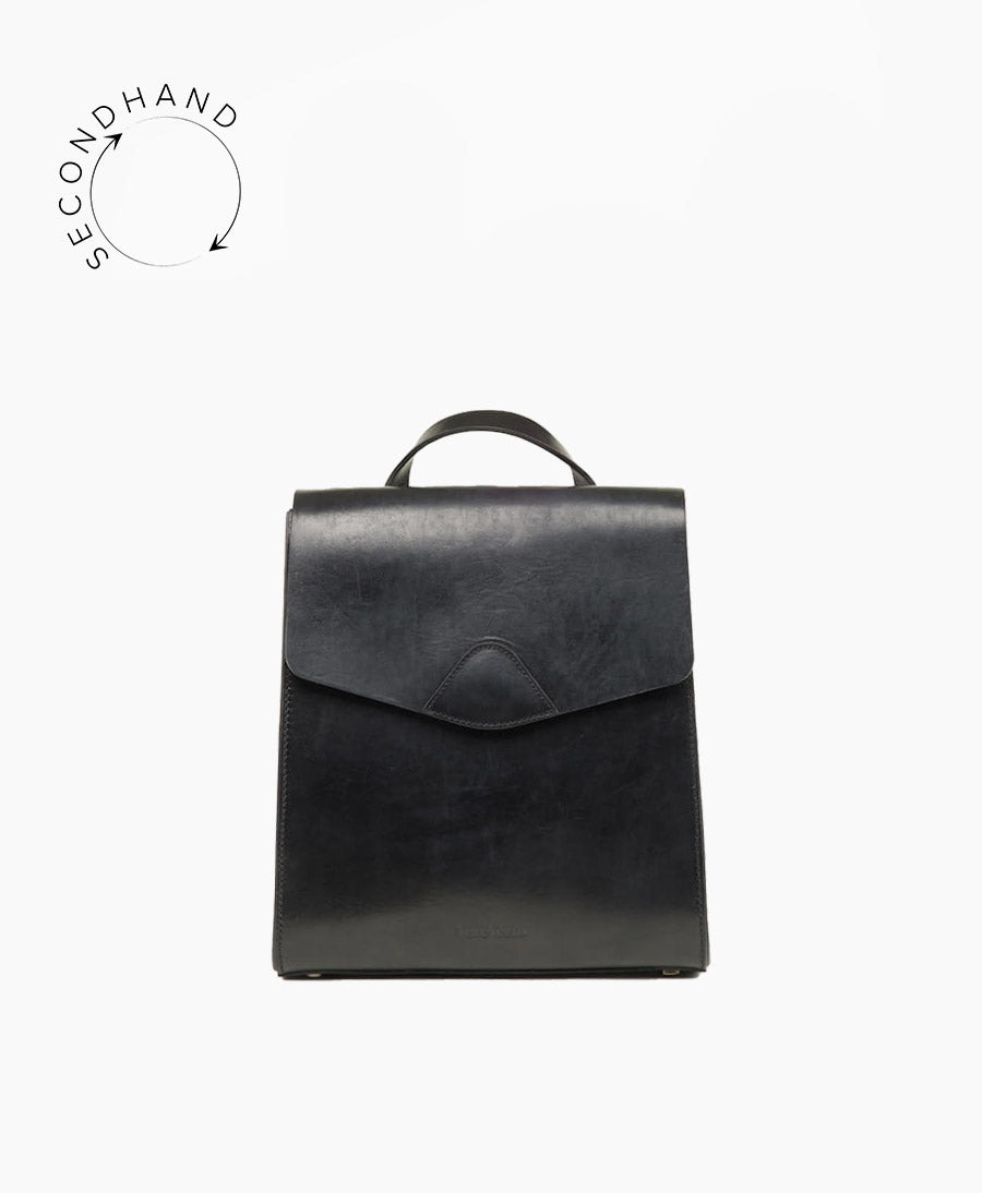 Kleiner Rucksack aus Leder in Schwarz von VereVerto - Secondhand