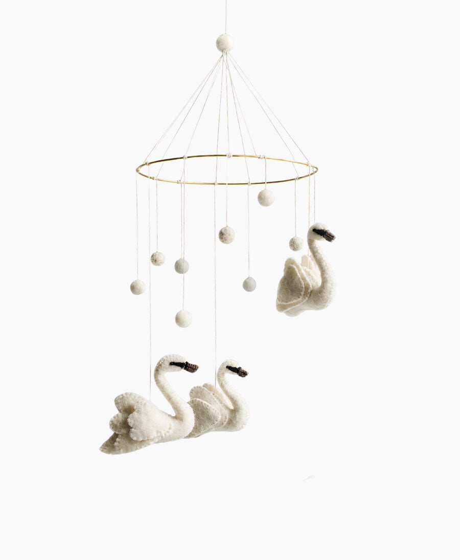 Baby Mobile aus Filz - Schwäne