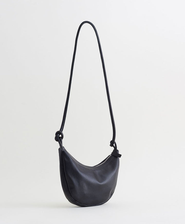 Schultertasche &amp; Umhängetasche Bow - Leder, schwarz - Are Studio - clomes
