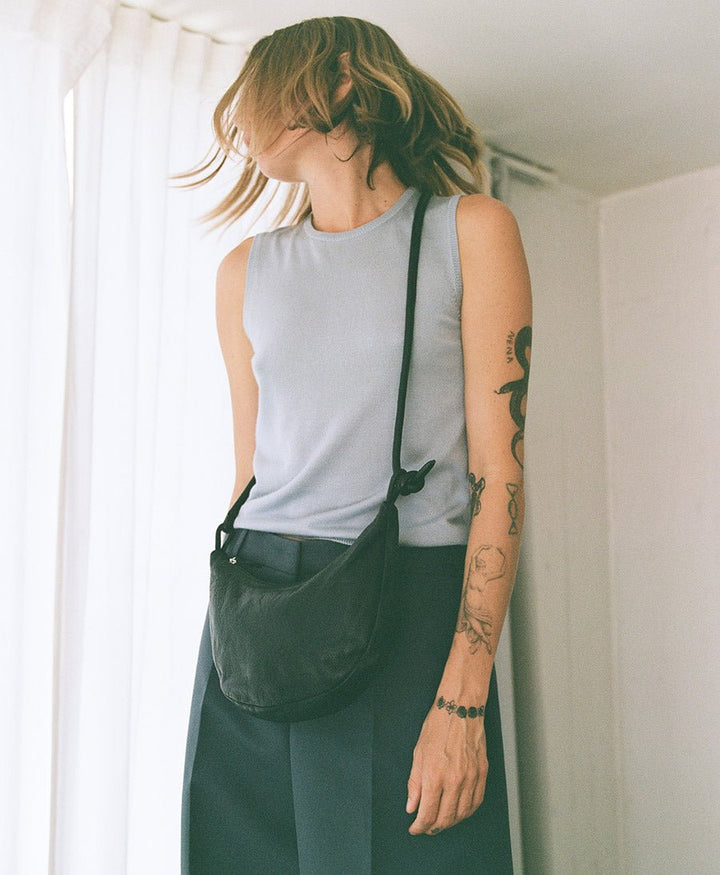 Schultertasche &amp; Umhängetasche Bow - Leder, schwarz - Are Studio - clomes