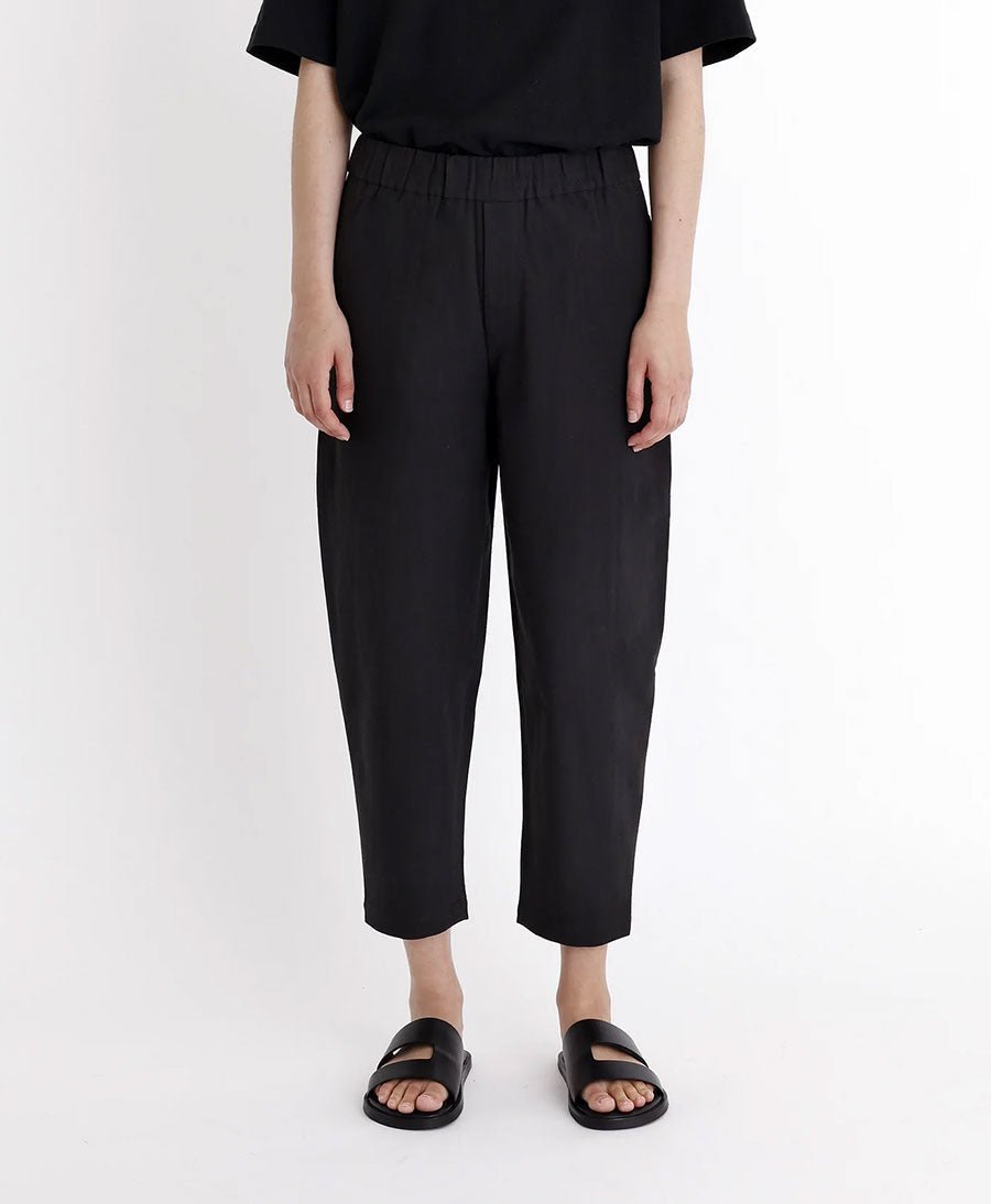 Stoffhose Signature Elastic Pull - Up Trouser - Schwarz - 7115 by Szeki - clomes