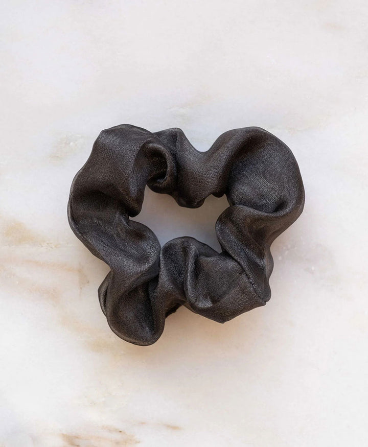 Scrunchie aus Rayon - Glossy Schwarz