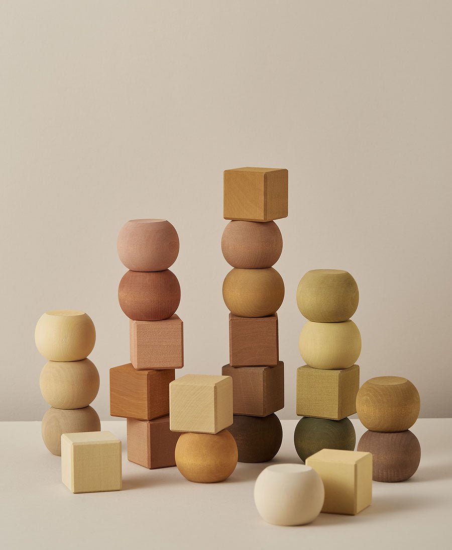 Stapelbare Holzbausteine / Kugeln "Rounds" - Raduga Grez - clomes