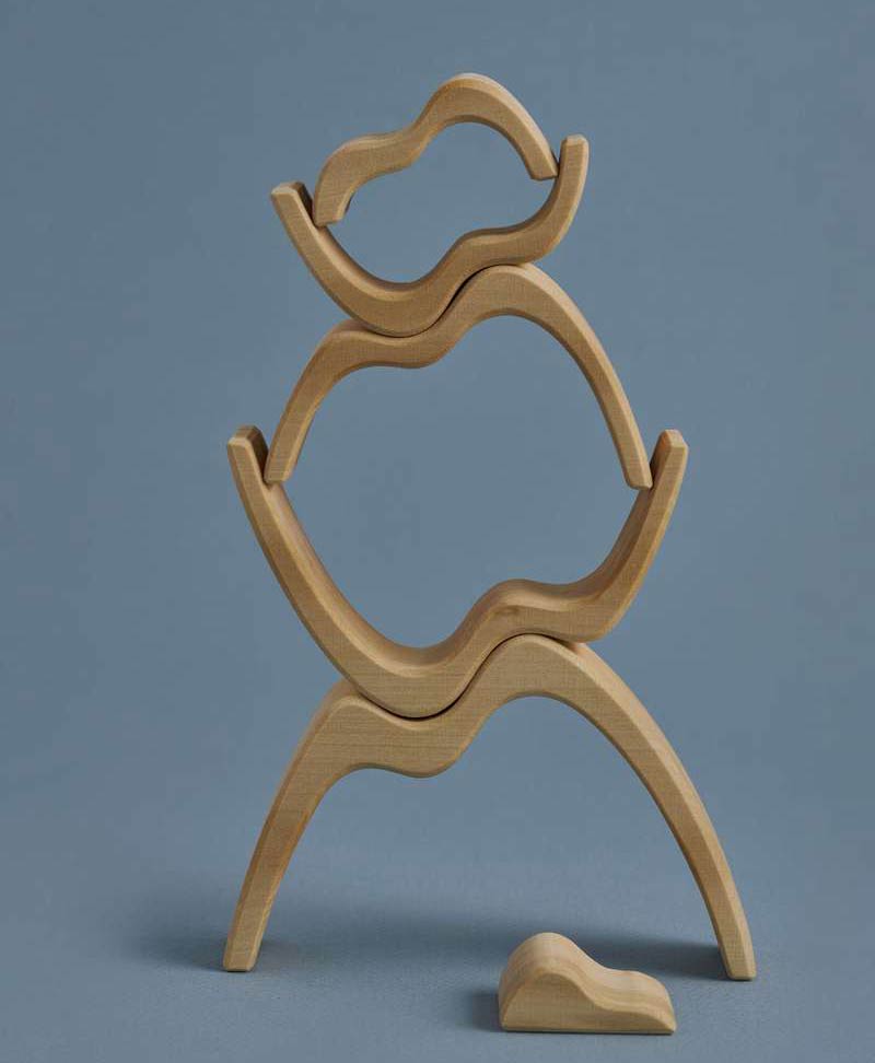 Stapelbares Holzspielzeug "Mountains Small Arch Stacker" - Raduga Grez - clomes