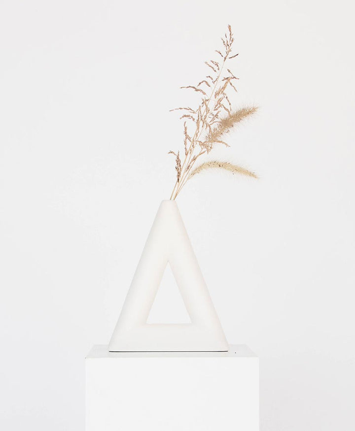 Vase - Triangle weiss matt - Valeria Vasi - clomes