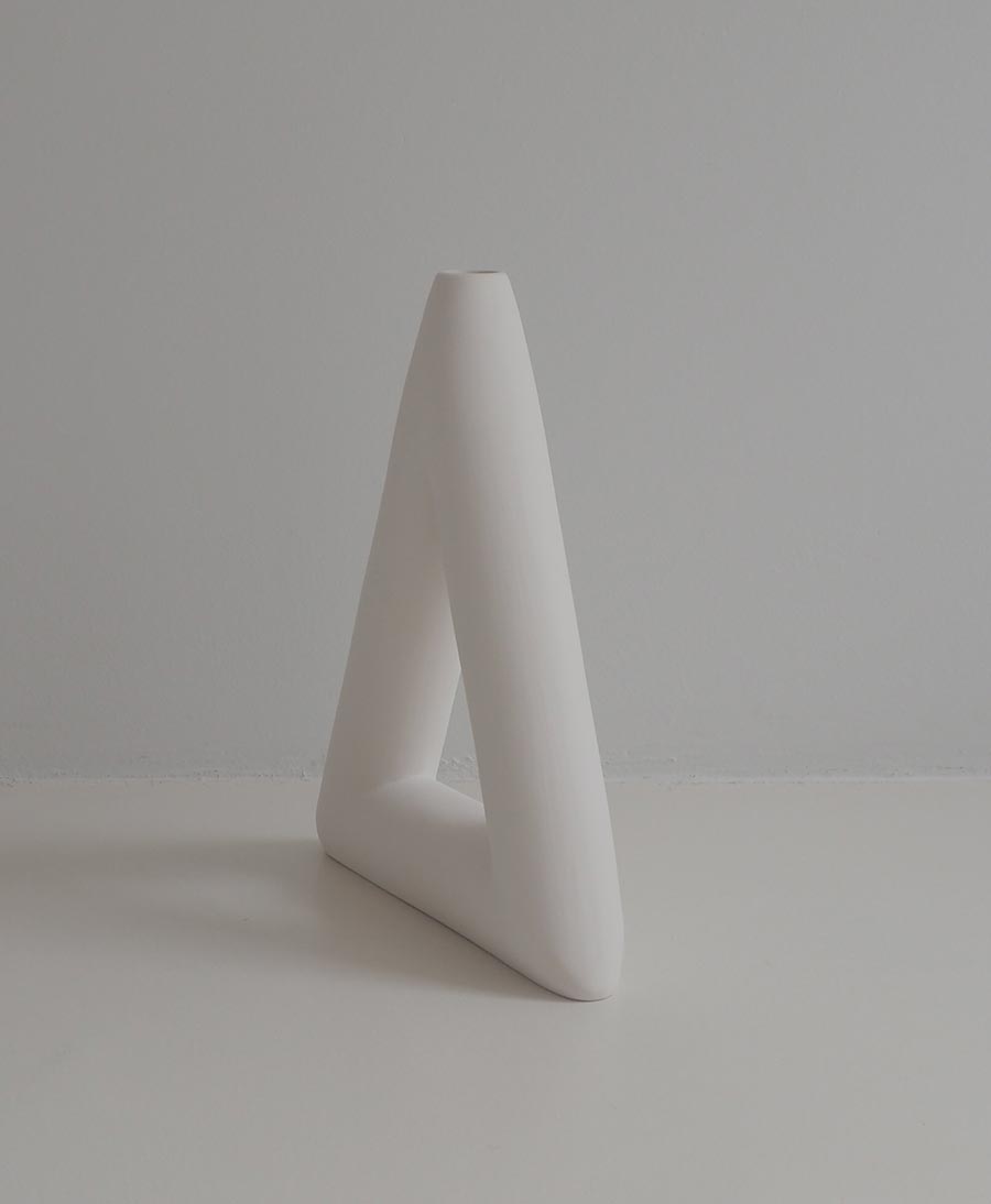 Vase - Triangle weiss matt - Valeria Vasi - clomes