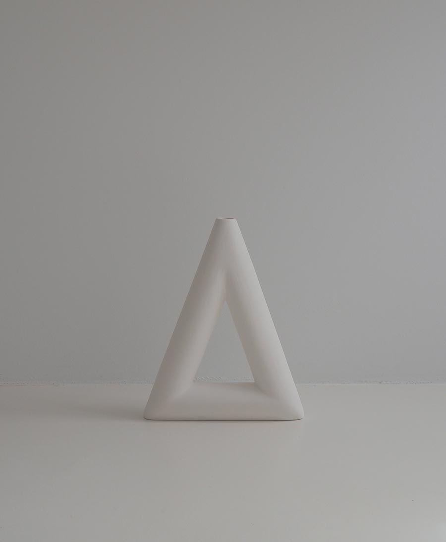 Vase - Triangle weiss matt - Valeria Vasi - clomes