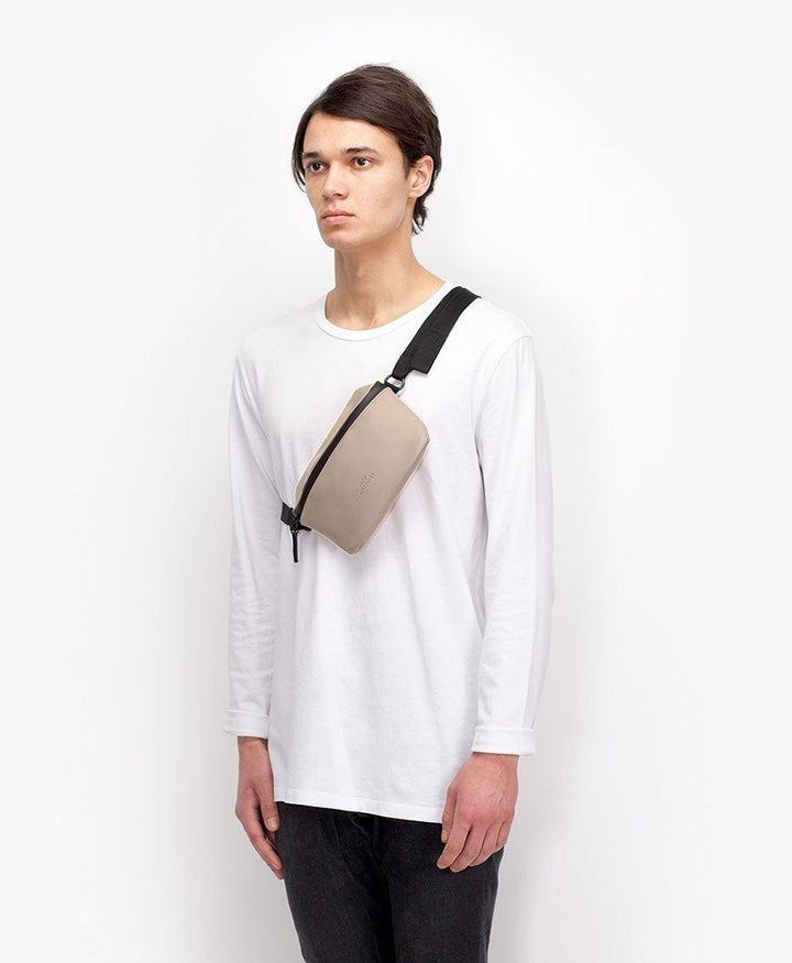 Vegane Bauchtasche "Jona" Infinity Sand - Ucon Acrobatics - clomes