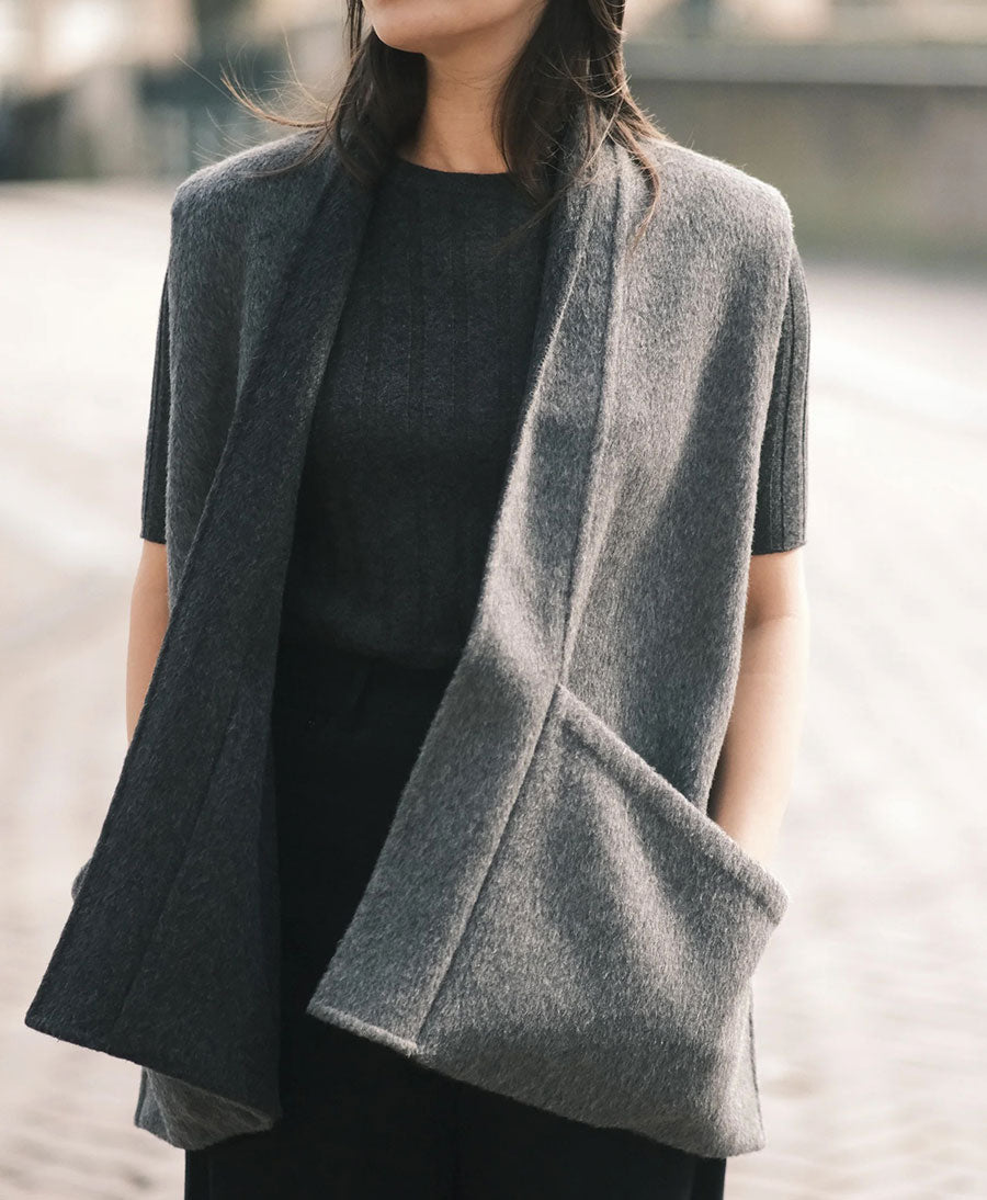 Gilet / Weste aus Wolle - Reversible Wool Vest - Grau